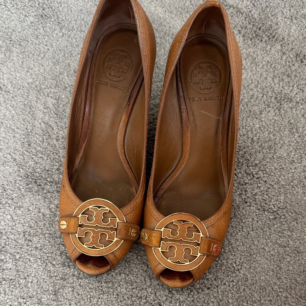 Tory Burch Tan Peep-Toe Heels with Gold Accent